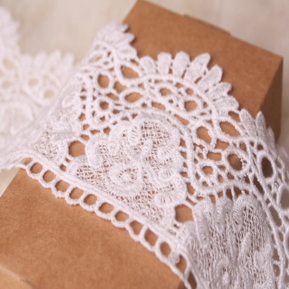 8CM Width Europe Crown Pattern Inelastic Embroidery Lace Trim,Curtain Tablecloth Slipcover Bridal DIY Clothing/Accessories.(4 Yards in one Package) (White)