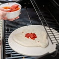 thumbnail image 4 of Pierre à Pizza pour Cuisson - Plaque de Pierre à Pizza en Cordiérite pour Barbecue, Gril, Four - Cuire et Servir Pizza, Pain, Fromage - Rond 30,5 cm, 4 of 5