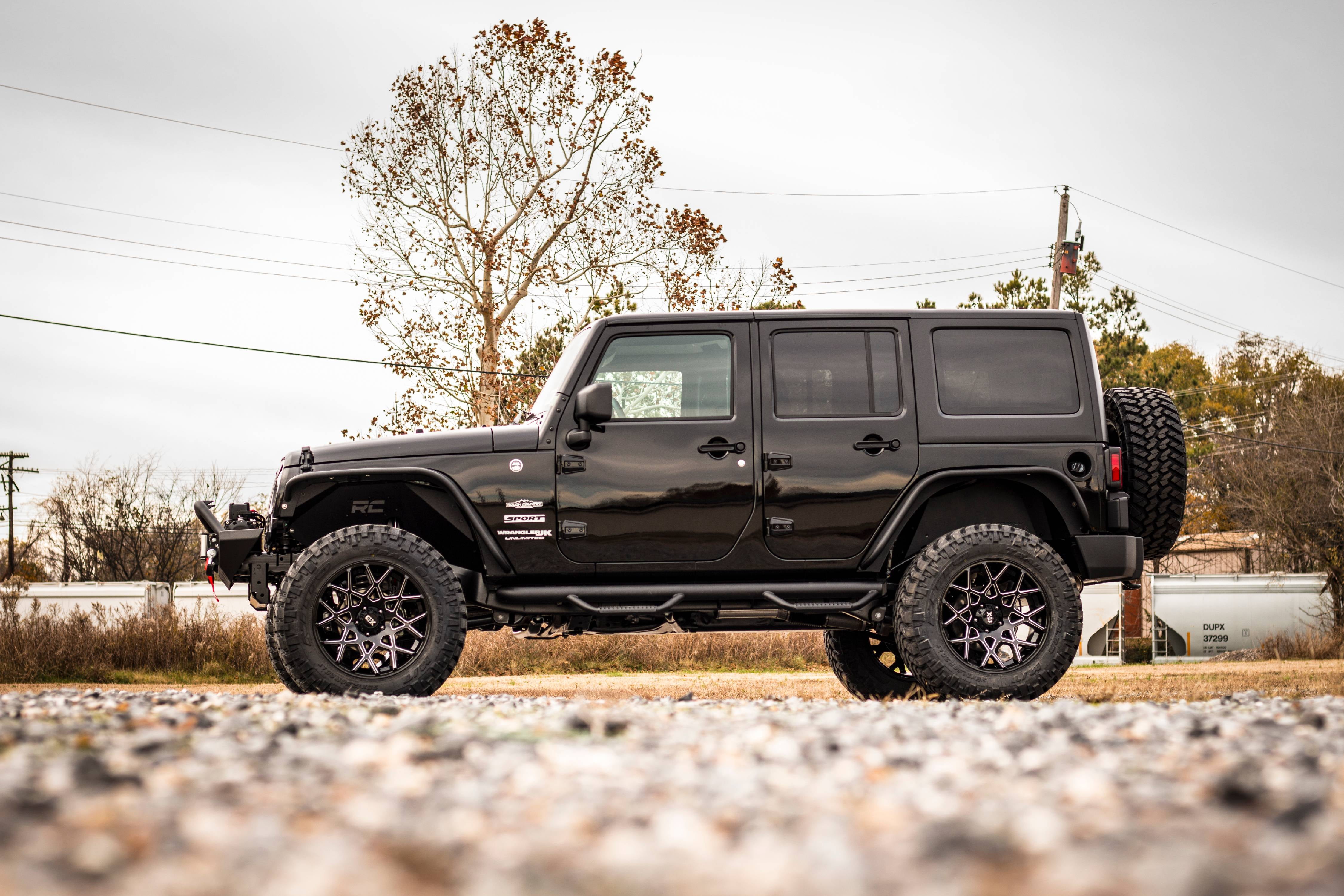 Rough Country 3.5" Lift Kit (fits) 2007-2018 Jeep Wrangler JK 4DR | N3 Shocks | Suspension System | 69430