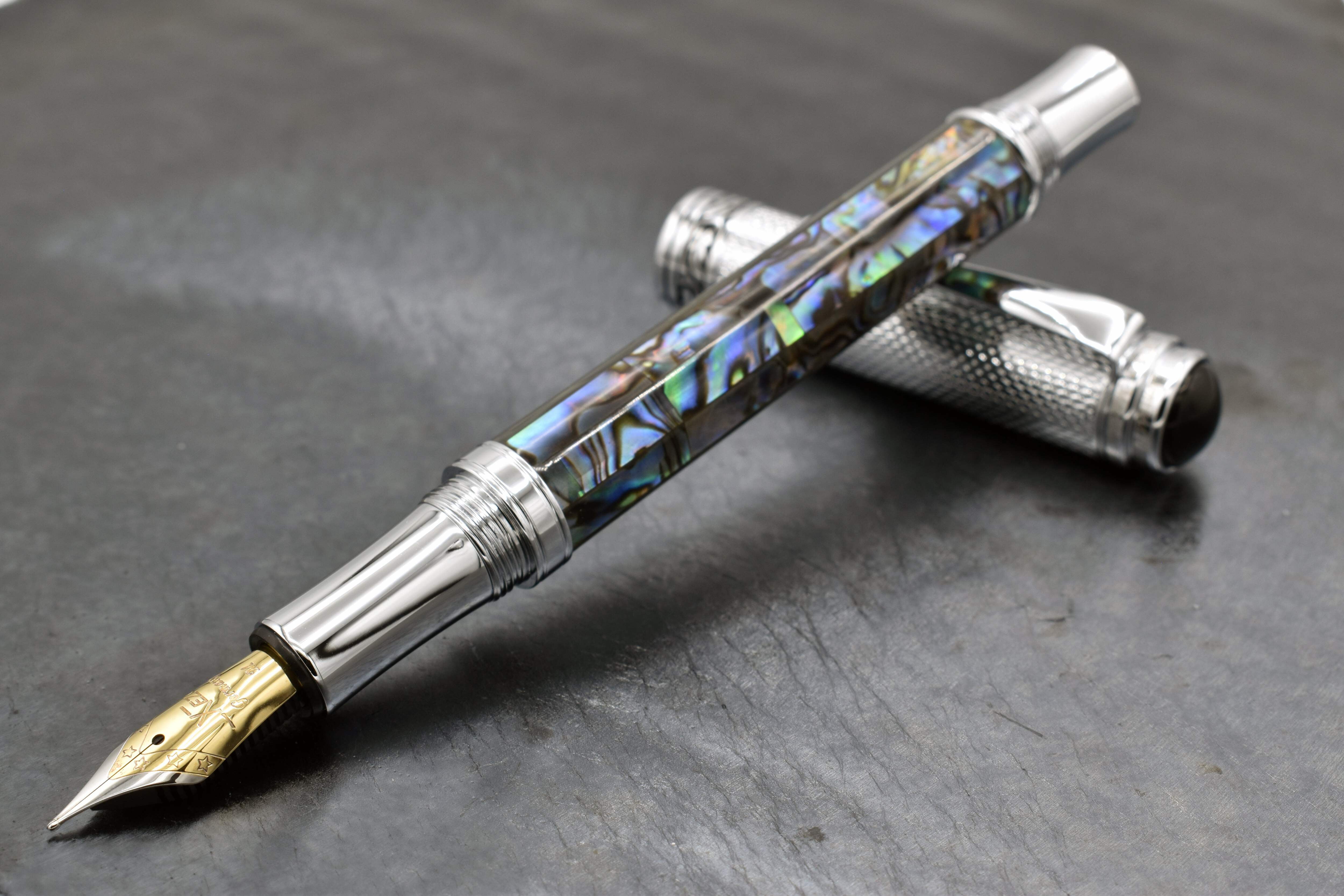 Xezo Xezo Maestro® Paua Abalone Sea Shell Fountain Pen (Medium Nib) - Chrome Plated