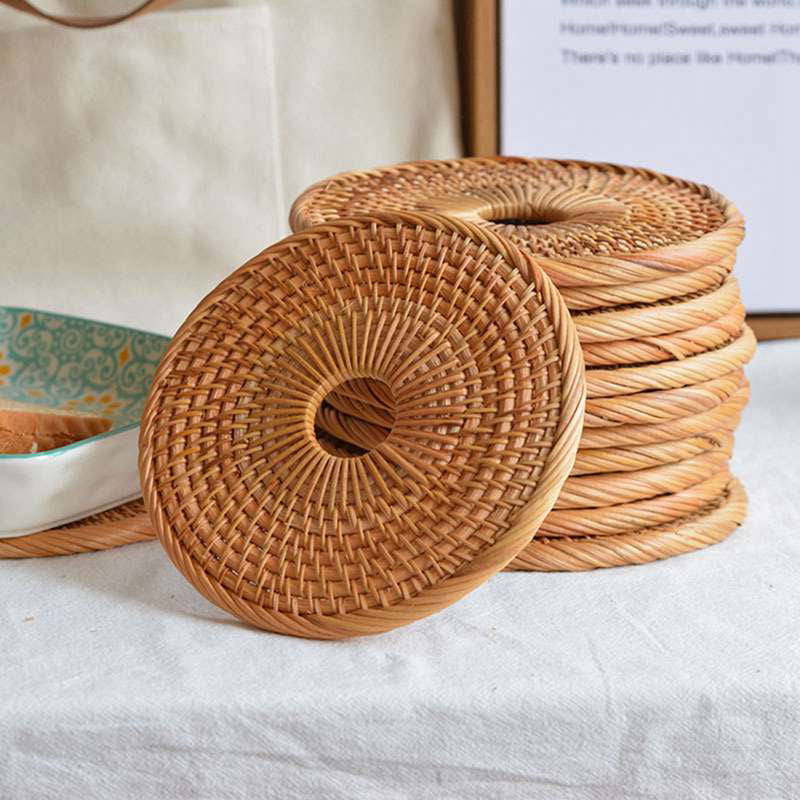 BESPORTBLE 5pcs Handmade Natural Rattan Coasters with Tea Strainer Round Straw Woven Trivet for Teacup Wicker Heat Resistant Plate Pad for Hot Pots and Pans 