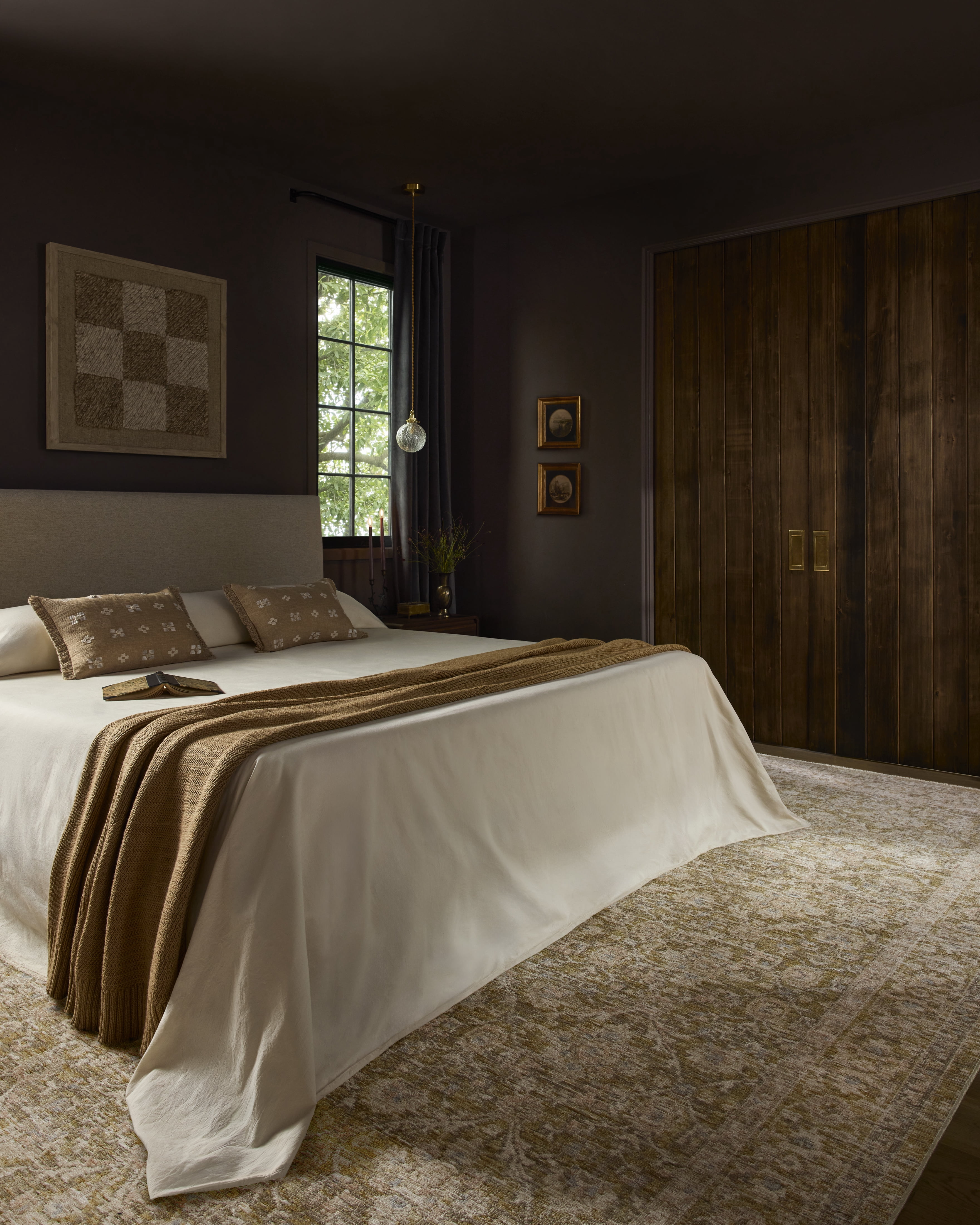 Loloi Elora Moss / Clay 7'-10" x 10'-2" Area Rug