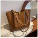 thumbnail image 3 of Bolso de madre de color puro 2024 nuevo bolso de mujer bolso de mano simple bolso de hombro de gran capacidad de moda de otoño e invierno, 3 of 5
