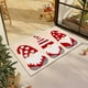 thumbnail image 4 of Felpudo de bienvenida con diseño de casa de jengibre | Felpudo navideño para puerta de entrada | Decoración navideña para interiores y exteriores | Felpudo de poliéster de 40 x 60 cm, 4 of 5