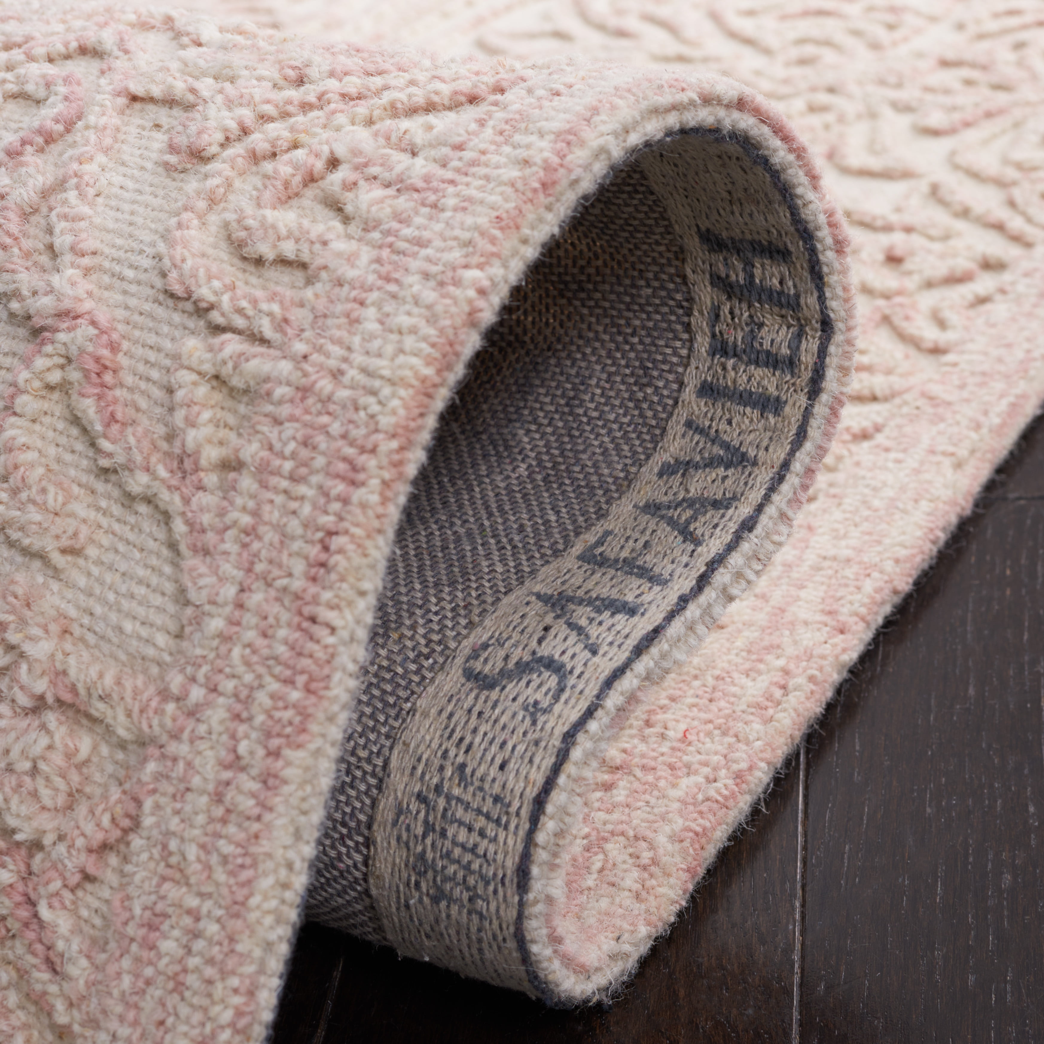 SAFAVIEH Martha Stewart Trace Floral Area Rug, Ivory/Pink, 2'3" x 4'