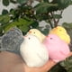 thumbnail image 5 of Peluche De Pollo Peluche Peluche Blando Adhesivo De Pollo En 5 Colores Aleatorios Peluche Blando Y Suave Para Aliviar El Estrés, 5 of 8