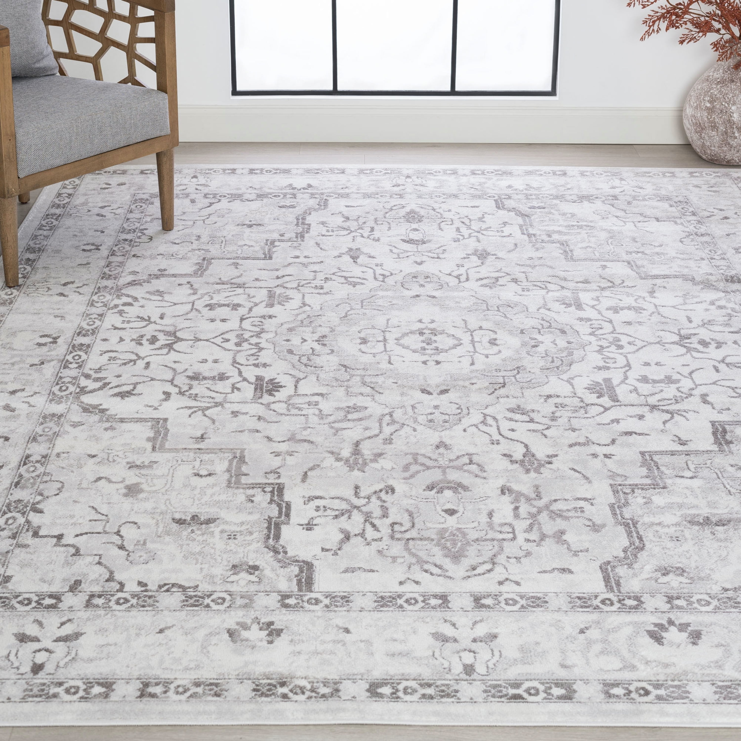 Traditional Rug Grey Oriental Shabby Chic Pattern Mat Small Large Bedroom Carpet 