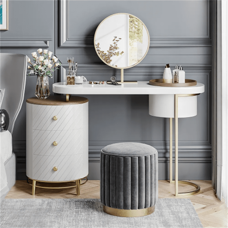 Luxury Makeup Vanity | Saubhaya Makeup