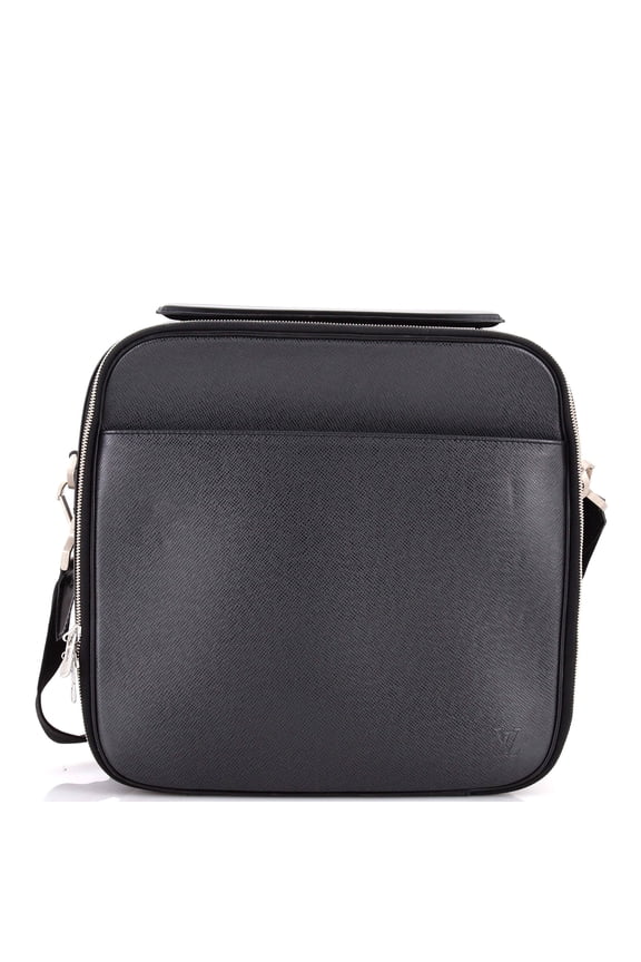Pre-Owned Tura Messenger Bag Taiga Leather By Rebag
