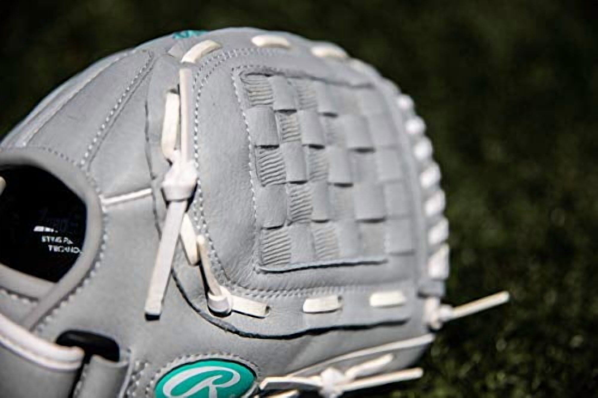 Rawlings Sure Catch Softball 11.5-inch Glove | Right Hand Throw | All