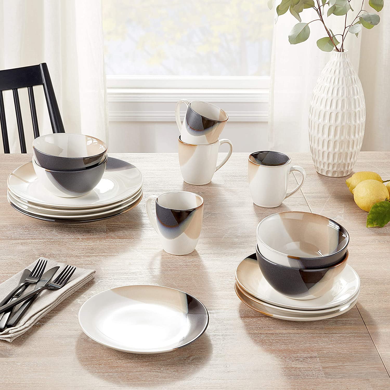 Gourmet Basics by Mikasa Caden 16-Piece Dinnerware Set, Service