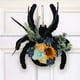 thumbnail image 4 of Guirnaldas Letrero de madera para colgar en la puerta Decoración de Halloween Simulación de corona de flores Decoración de ventana Colgante de pared Araña Letrero de madera para colgar en la puerta, 4 of 9