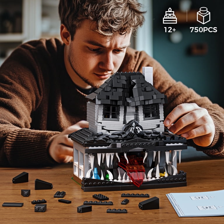 Monster Halloween House Building Block Set, 750Pcs, Haunted Model