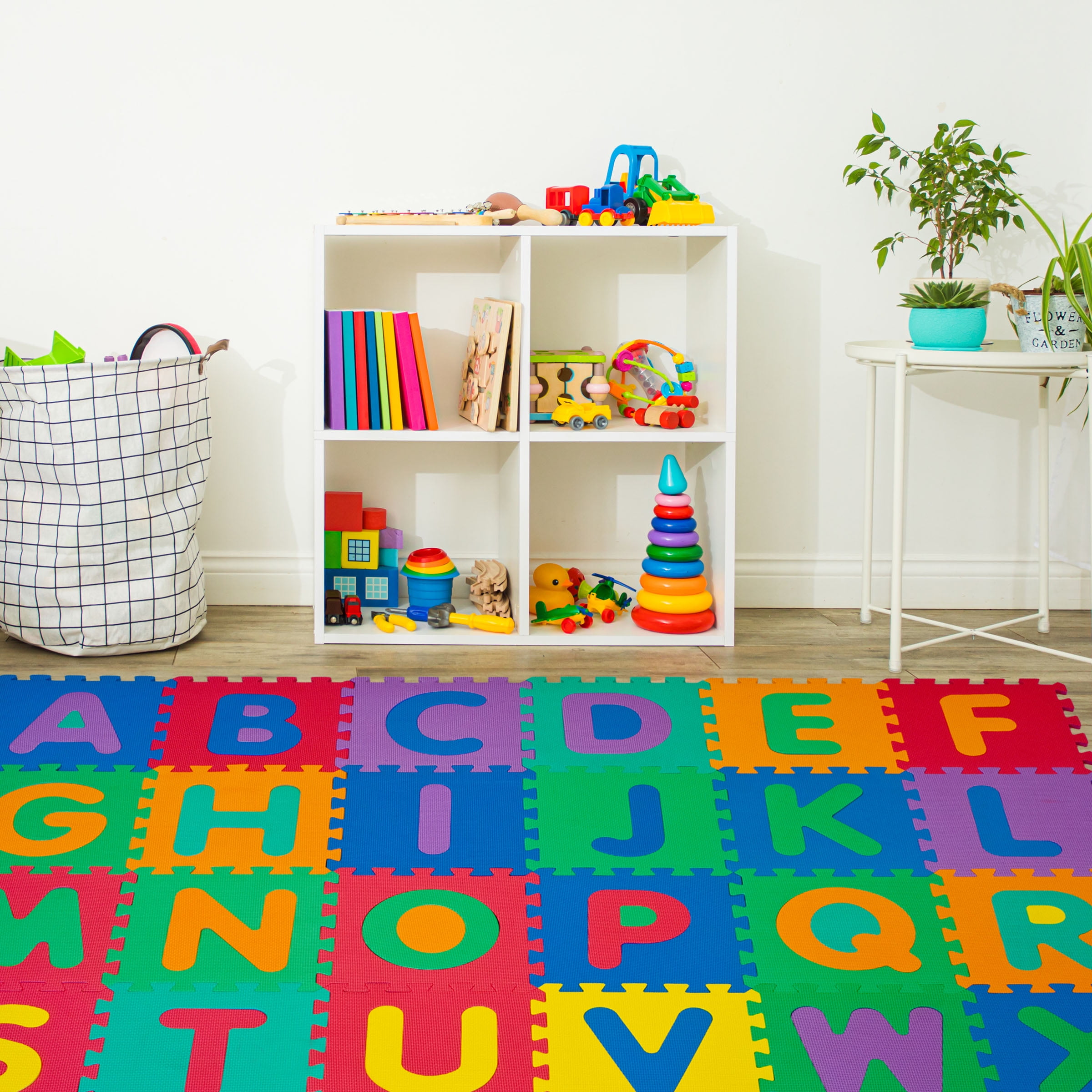 Hey! Play!  Kids 26-Piece Interlocking Non-Toxic Foam Puzzle Play Mat with Alphabet and Numbers Learning Toy Multicolor