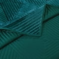 thumbnail image 4 of Barefoot Bungalow Riviera Velvet 3-Piece Plush Teal Quilt Bedding Sets, Queen, 4 of 10