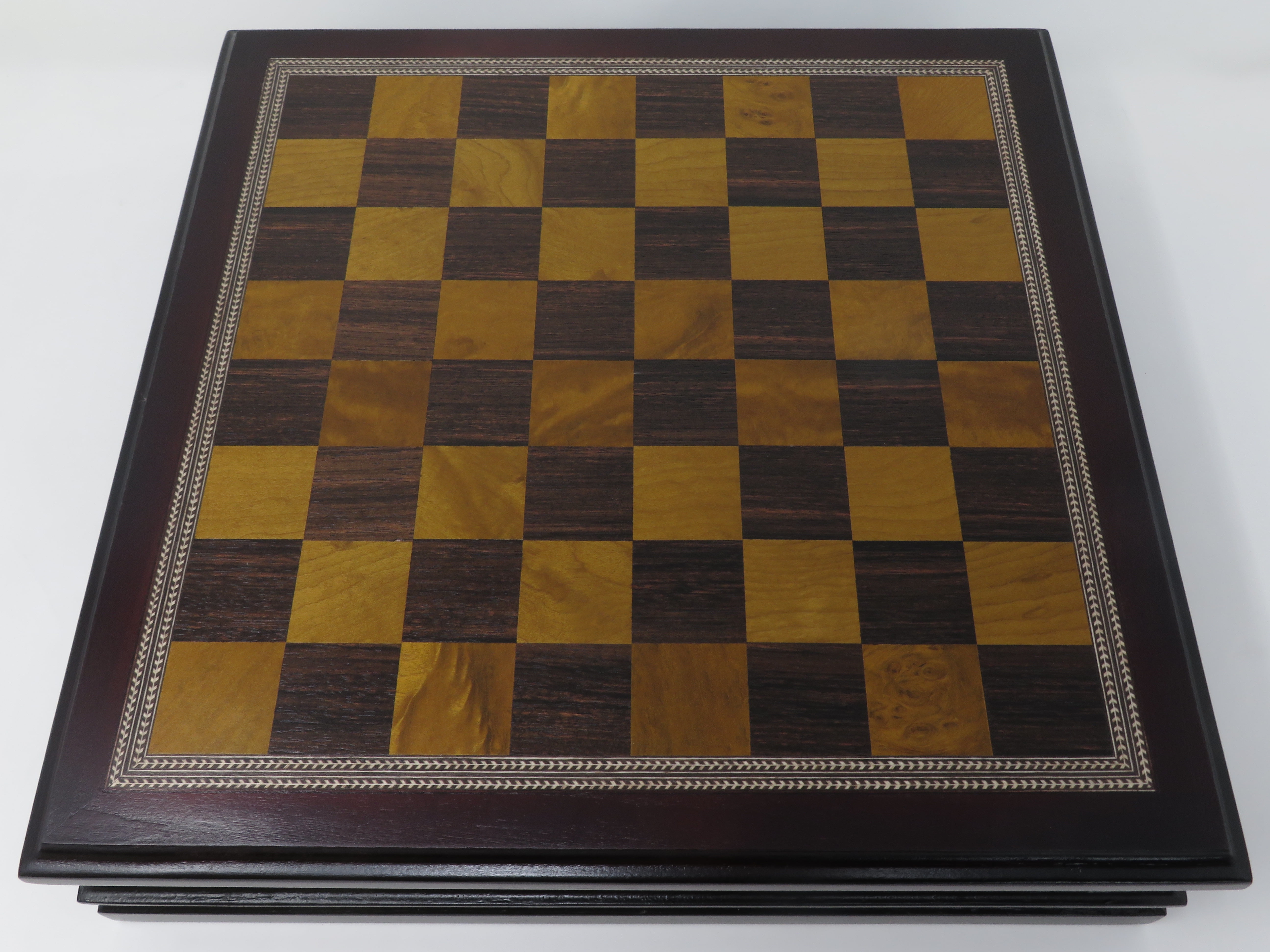  Classic Game Collection Metal Chess Set with Deluxe Wood Board  and Storage - 2.5 King, Gold/Silver/Brown (985) : Toys & Games