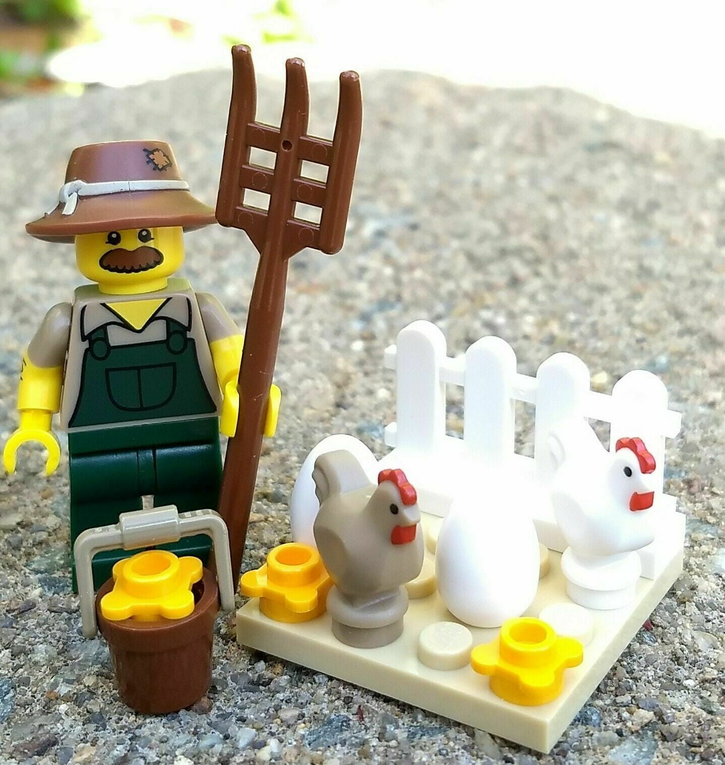 LEGO 5 NEW FARMER MINIFIGURES FARMER BOY GIRL CHICKEN AXE TOOLS MORE 