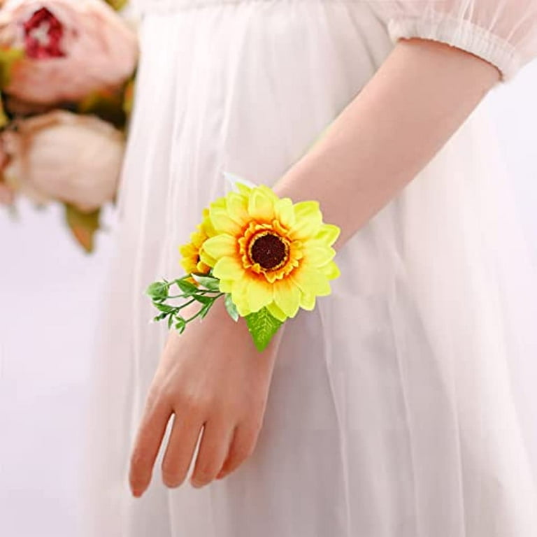 Prom corsage top for yellow dress