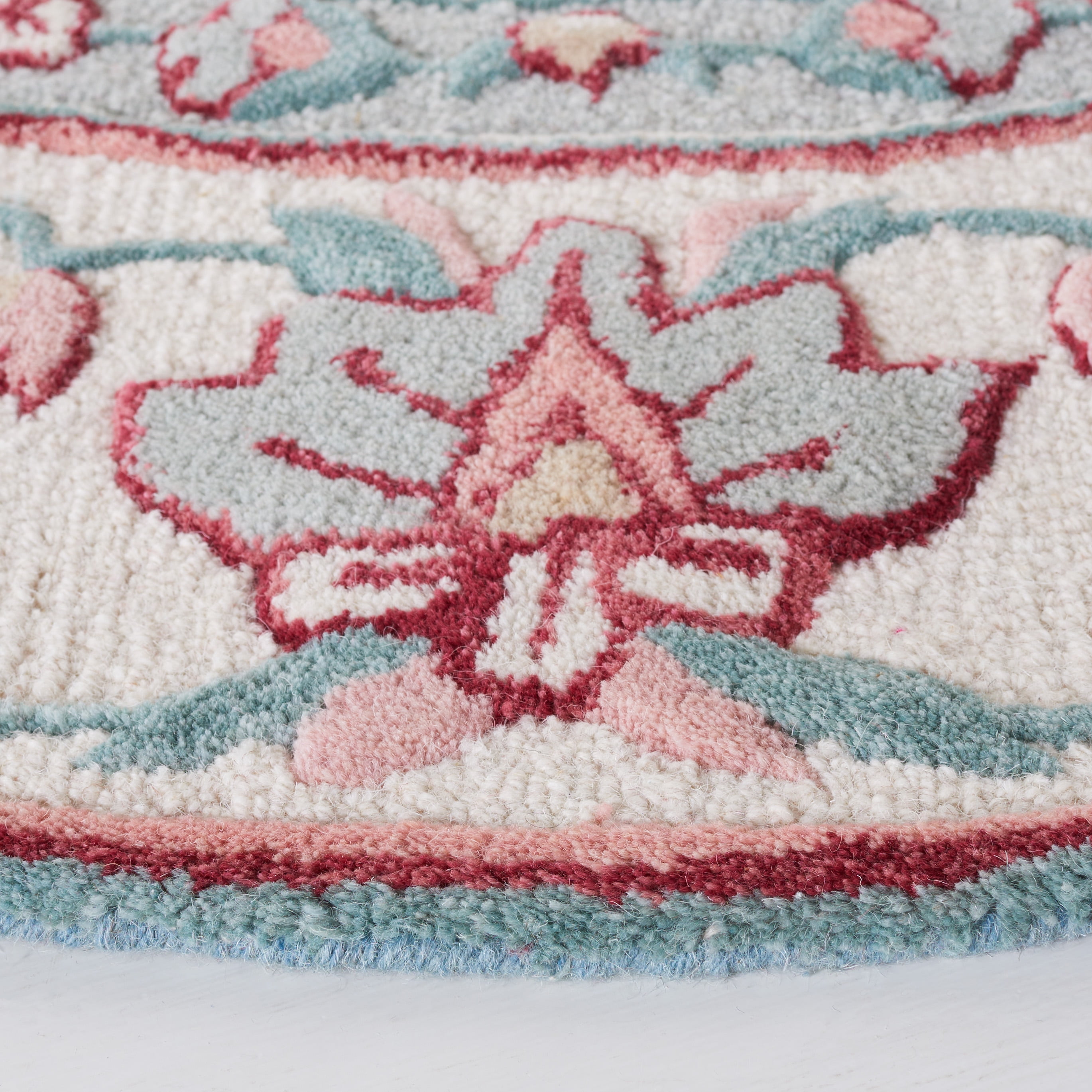 SAFAVIEH Bellagio Vanessa Floral Wool Area Rug, Light Gray/Ivory, 5' x 5' Round
