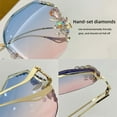 thumbnail image 3 of Lunettes de Soleil Sans Monture pour Femmes Protection UV400 Lunettes de Soleil Vintage Sans Monture Dégradé Lunettes de Soleil Rétro avec Strass pour Activité Extérieure, 3 of 10