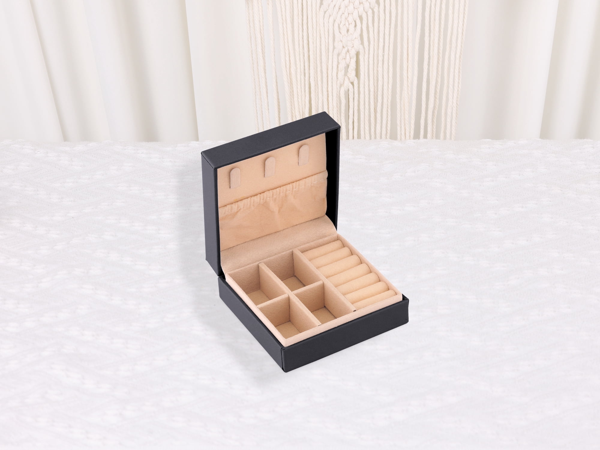 Unique Bargains Portable PU Leather Jewelry Box Organizer for Women Birthday Gifts Black