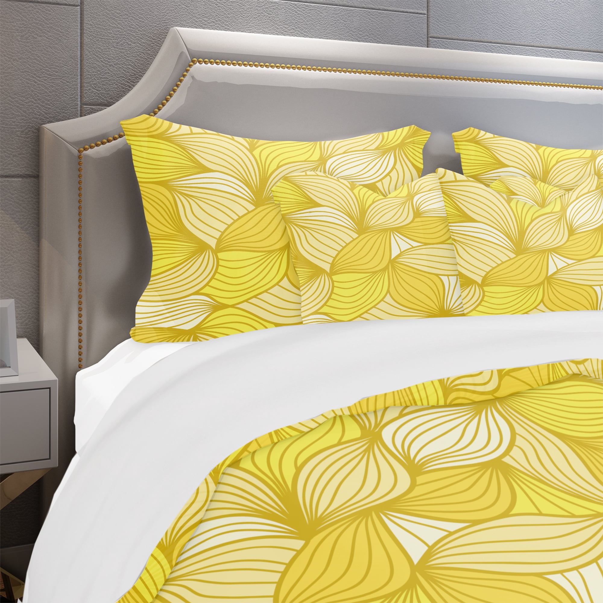 Designart 'Hand-Drawn Pattern with Waves' Bohemian & Eclectic Duvet Cover Set