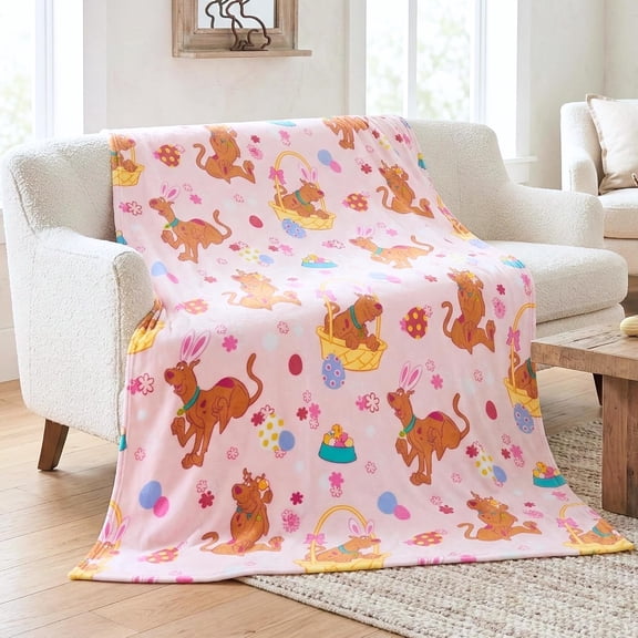 Scooby-Doo Easter Plush Throw Blanket, 50 in x 70 in