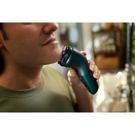 Philips Norelco Series 2600 Rechargeable Wet/Dry Electric Shaver - Forest Green