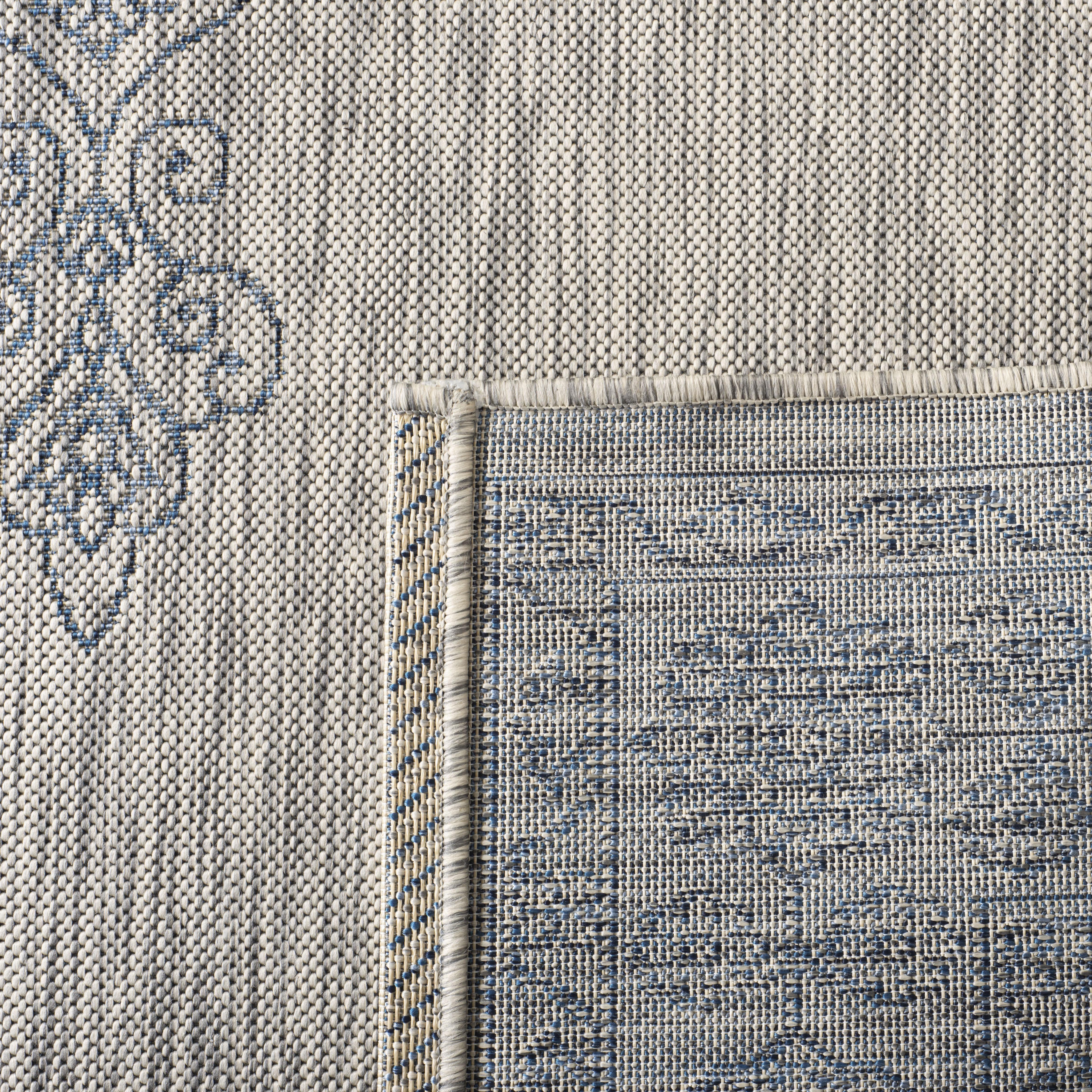 SAFAVIEH Courtyard Delbet Medallion Indoor/Outdoor Area Rug, Grey/Navy, 5'3" x 7'7"