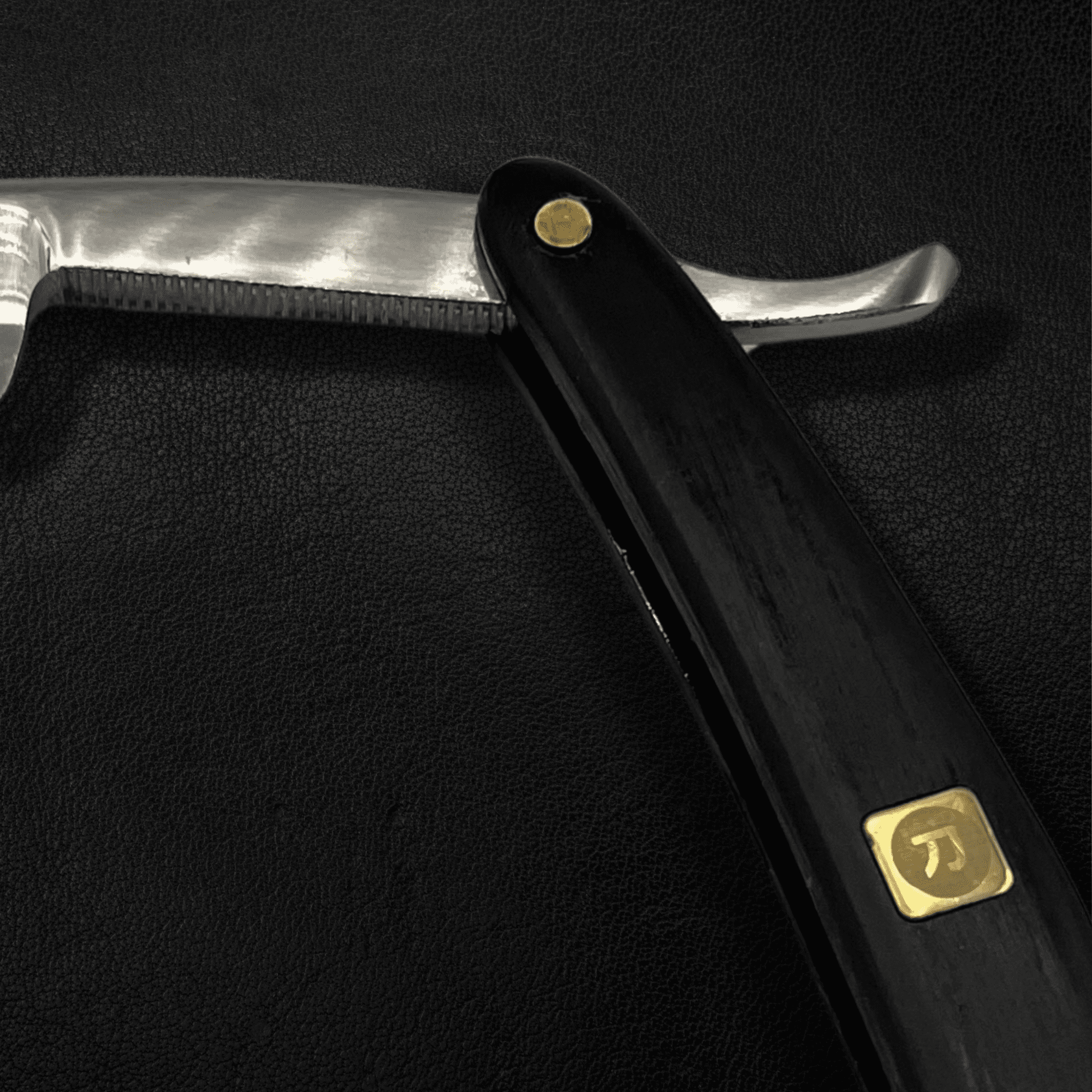 Saki Shears Premium Straight Razor for Men with Long Handle, Black