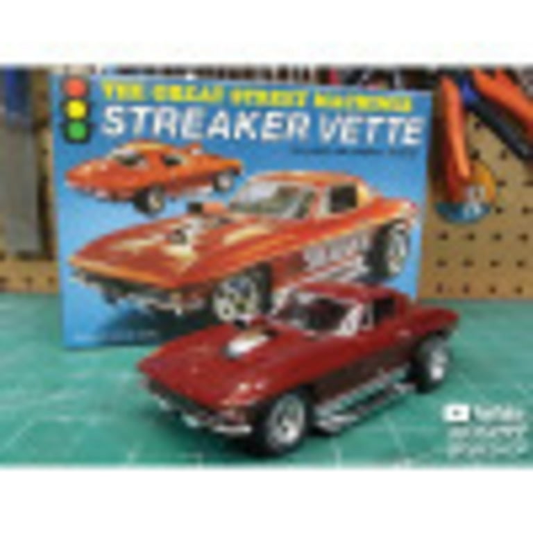 1967 Chevy Corvette Stingray Streaker Vette 1:25 Scale Model