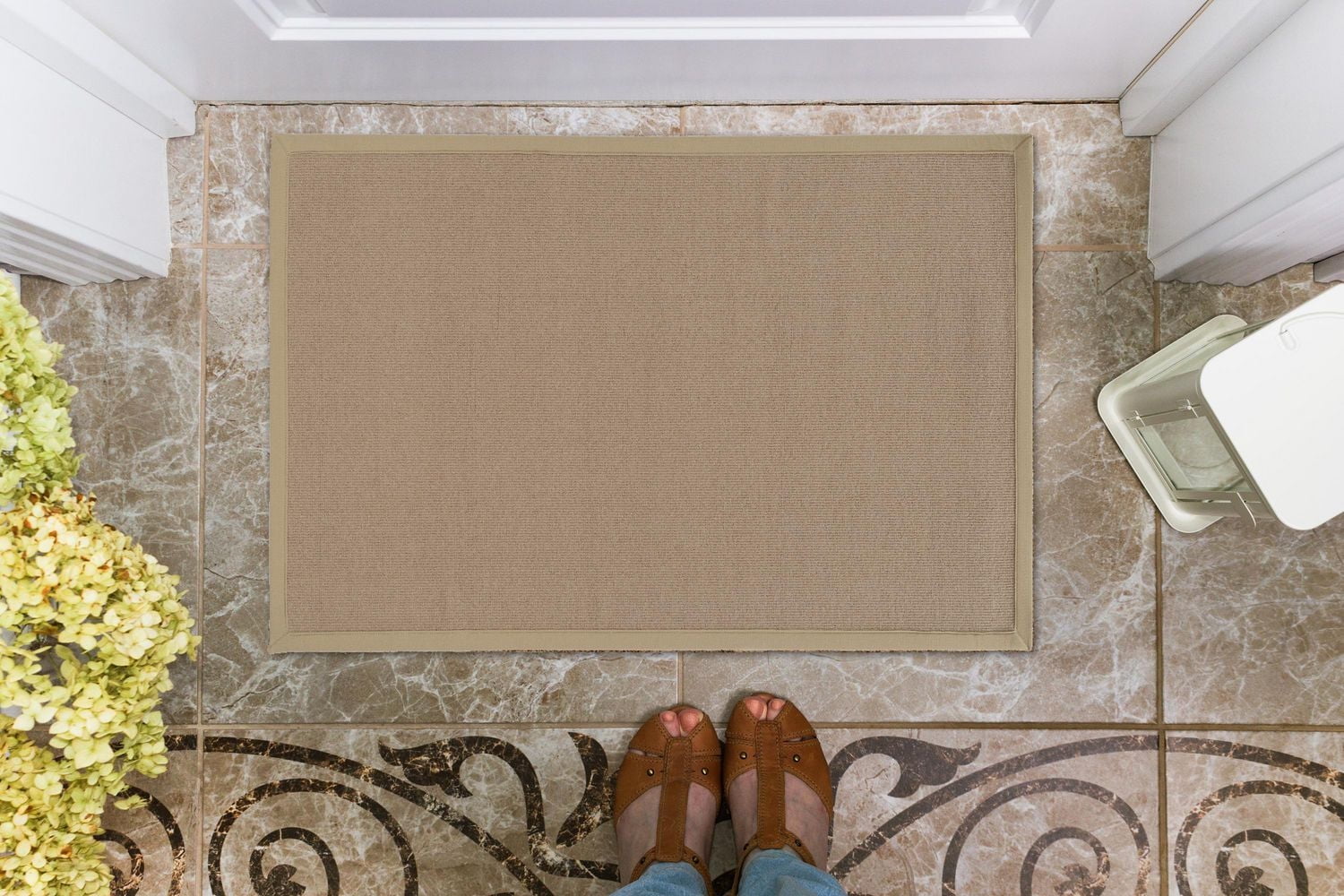 Athena Cork & Beige 1'10" x 2'10" Accent Rug