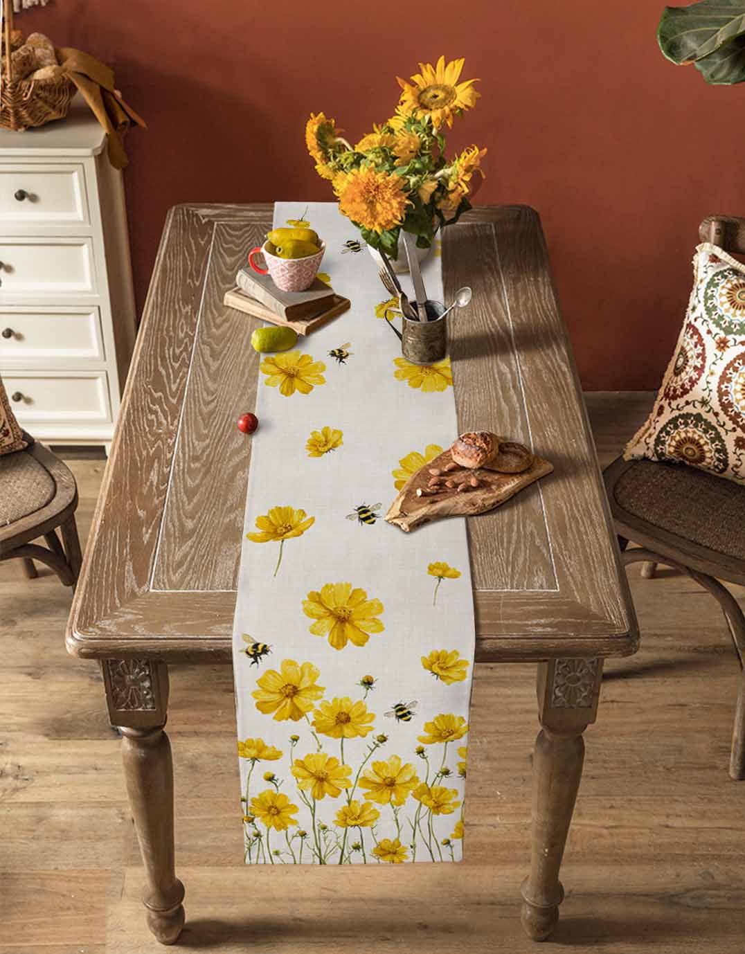 nqOlkjepod Yellow Floral Bee Table Runner 90 Inches Long Farmhouse Dress Scarves, Summer Watercolor Botanical Flower Dining Tablerunner for Coffee Table/Kitchen Island/Party Décor, 13" x 90"