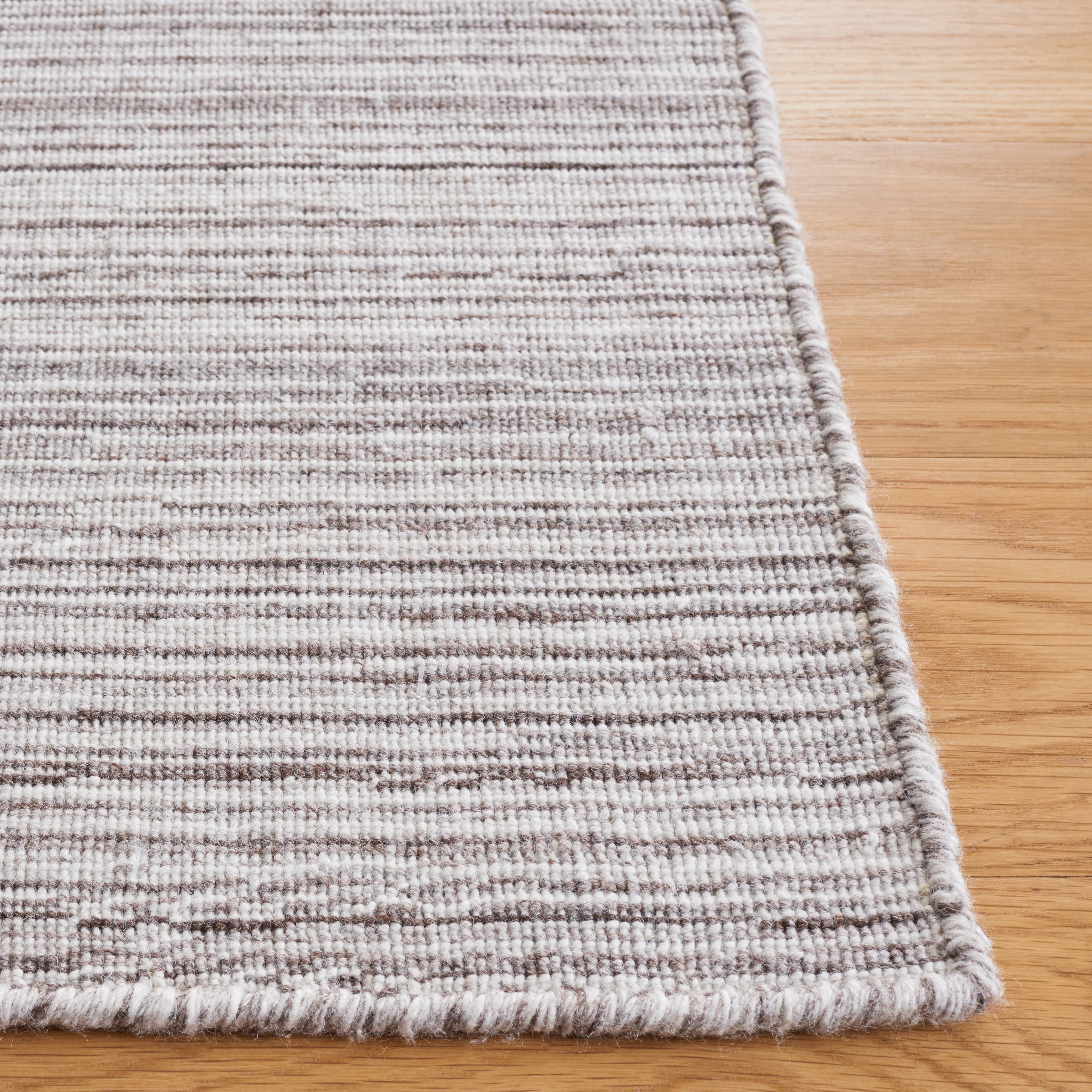 SAFAVIEH Kilim Cemal Striped Polyester Runner Rug, Beige/Ivory, 2'3" x 9'