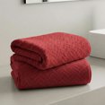 thumbnail image 1 of Pack de 2 Toallas de Microfibra Grandes (140x70 cm) Extra Suaves y de Secado Rápido para Baño, Alberca, Gimnasio y Viaje, Mod. Rojo, 1 of 1