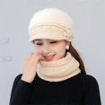 thumbnail image 2 of Casquette Bord pour Femme en Polaire paisse Bret d'hiver tricot Style Vintage et Chic Lger pour l'hiver (Noir) Chapeau + charpe + gants, 2 of 3