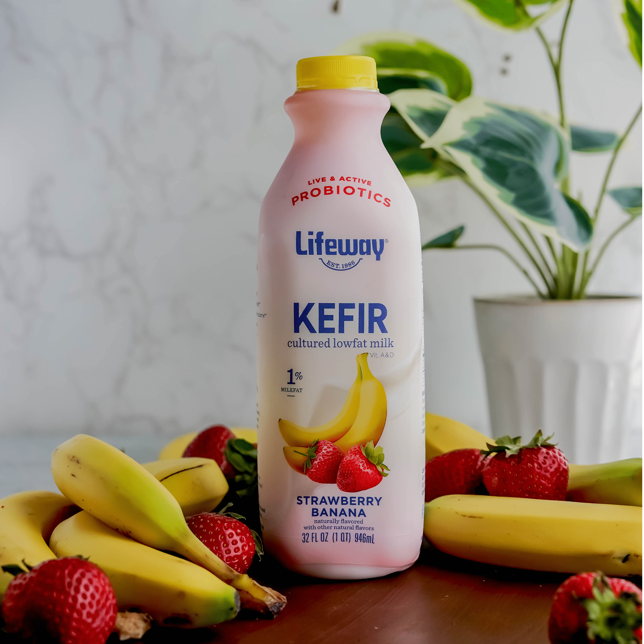 Lifeway Low Fat Milk Kefir, Strawberry Banana, 32 fl oz Bottle