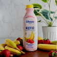thumbnail image 2 of Lifeway Low Fat Milk Kefir, Strawberry Banana, 32 fl oz Bottle, 2 of 5