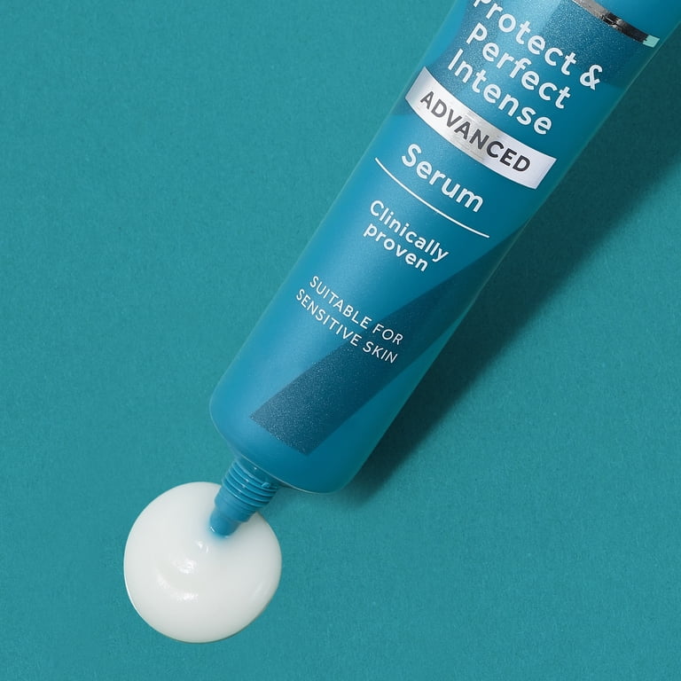 Anti-Aging Face Serum with Hyaluronic Acid photo 2