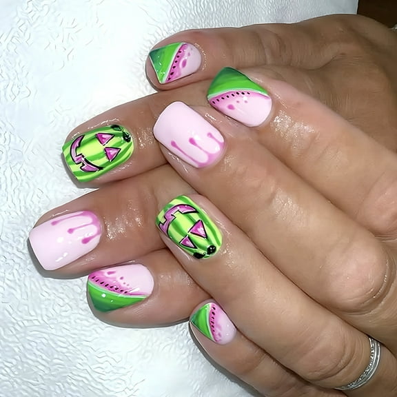 Halloween Fake Nails 24PCS Glossy Artificial Nails Edgy Sweet Design Holiday Theme Easy Application Long Lasting