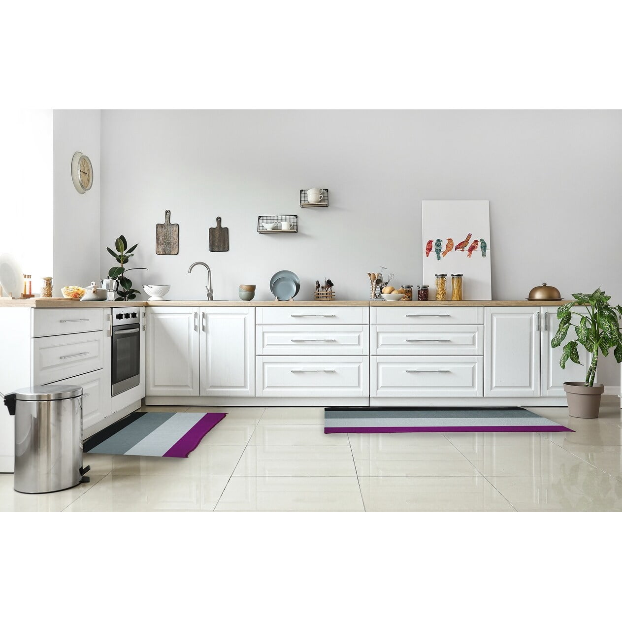 Simply Daisy 2' x 3' Asexual Chevron Chenille Rug