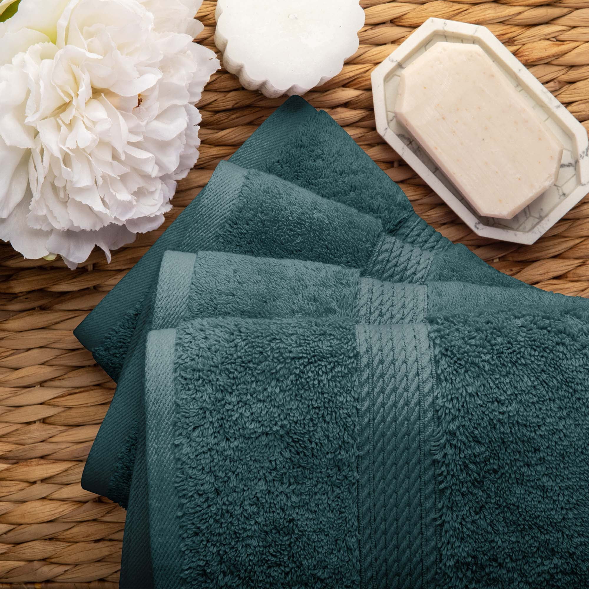 Superior 800 GSM Egyptian Cotton 3-Piece Towel Set, Soft Ultra Absorbent Towels, Purple