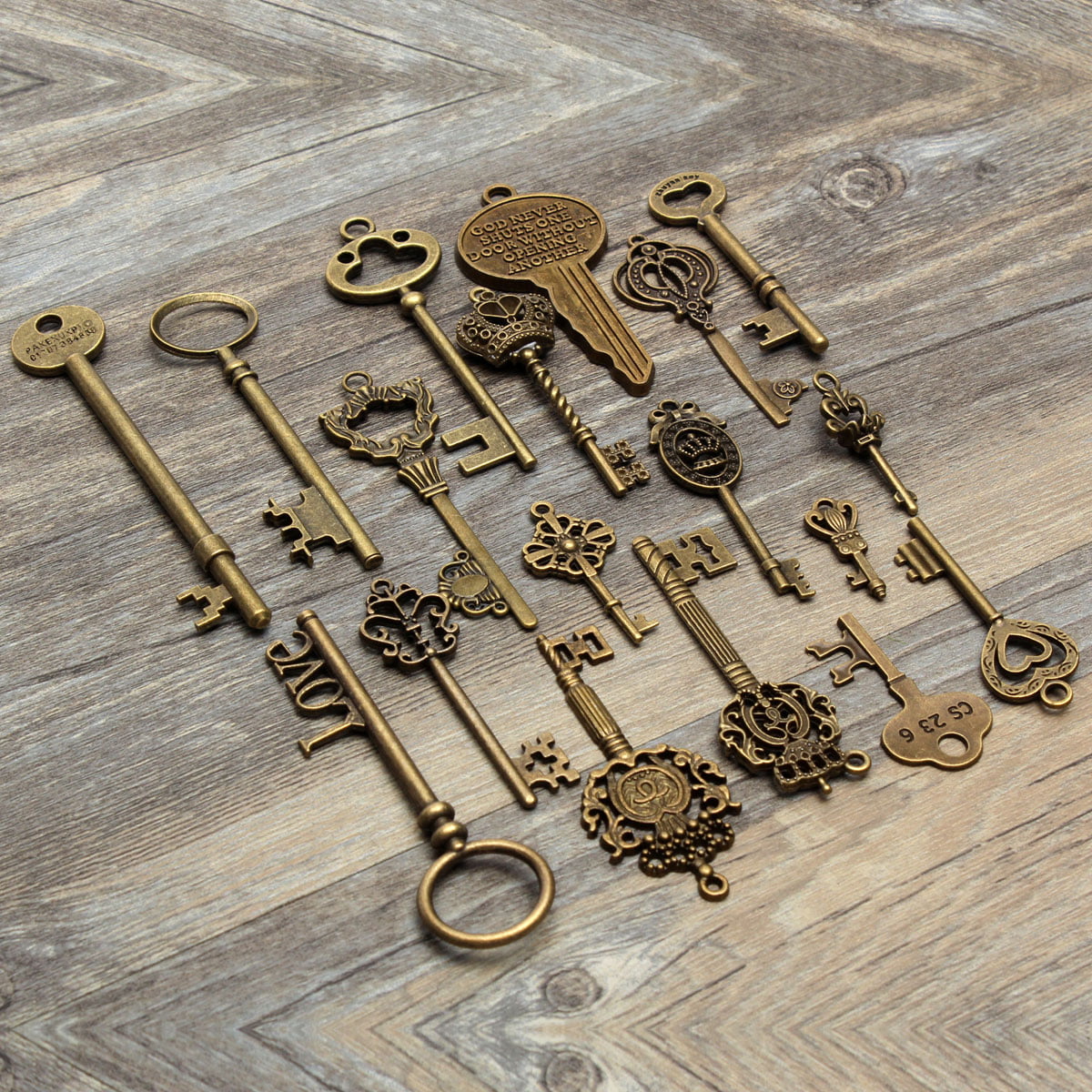 Authentic Skeleton Key Antique Vintage Rusty Iron 93mm Steampunk ONE KEY 