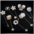 thumbnail image 5 of Broche de cien flores de camelia y madreselva Broche de rosa perlada Accesorios de ropa para mujer Broche de una palabra Inserto de ramillete, 5 of 5