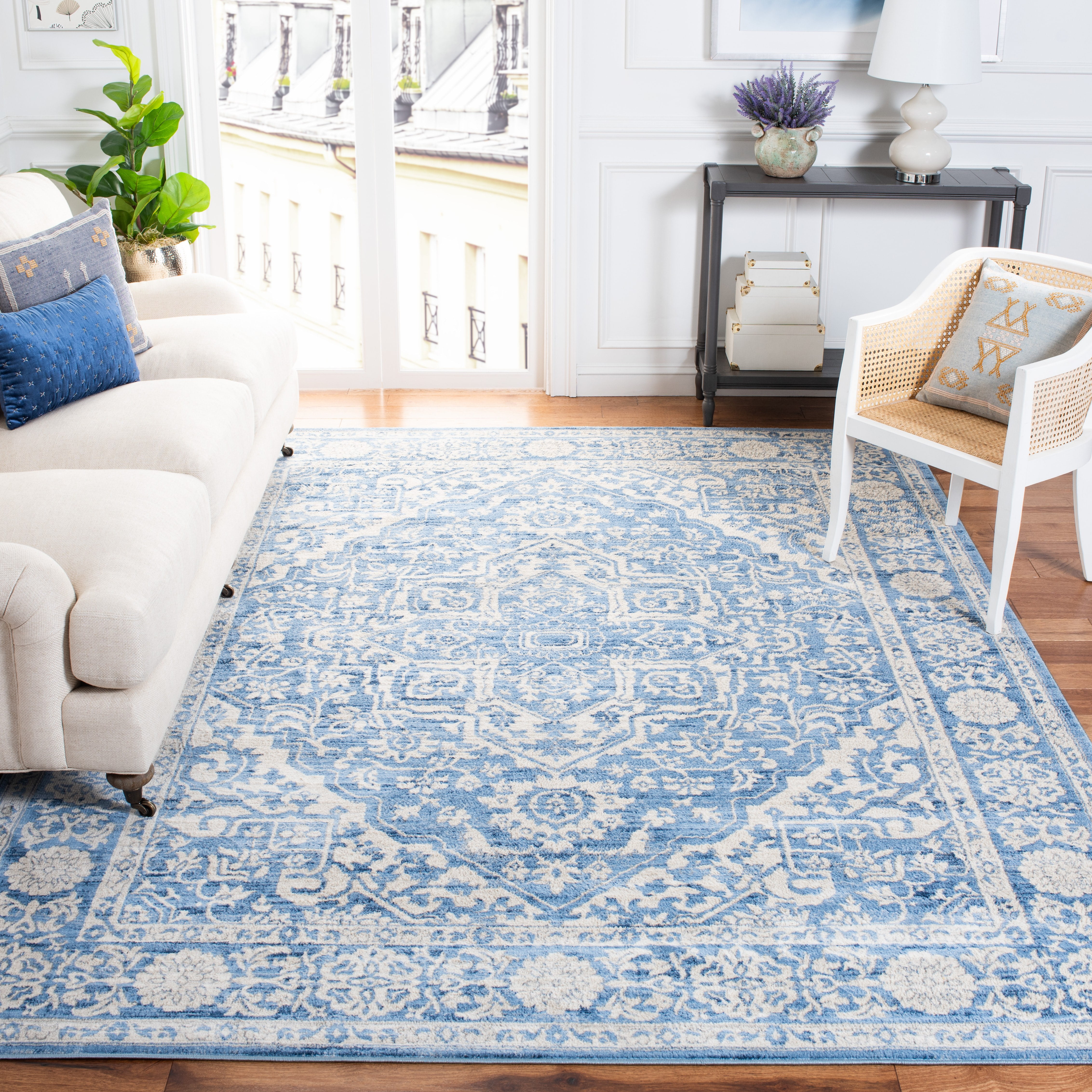 Safavieh Brentwood Adams Oriental Area Rug, Ivory/Navy, 7' x 9'