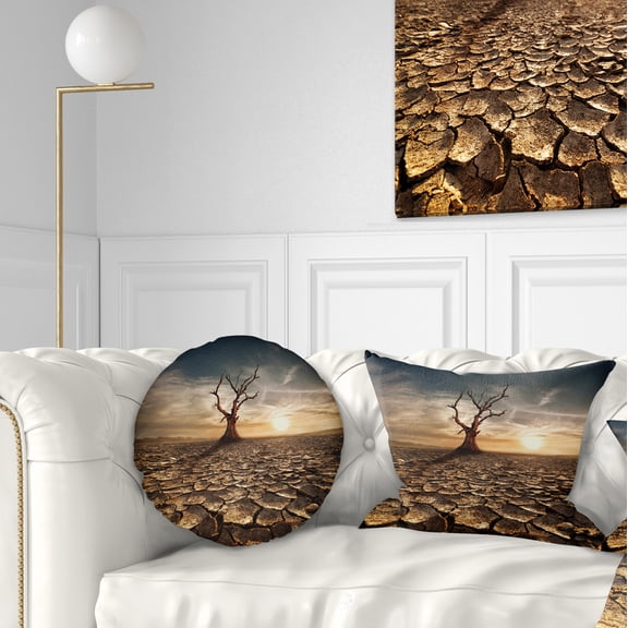 Designart Lonely Dead Tree in Cracked Land - Landscape Printed Throw Pillow - 12x20
