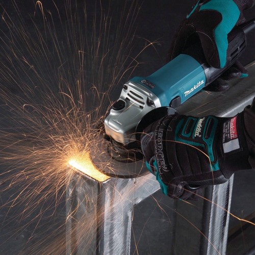 Makita GA4530X 4-1/2" Angle Grinder with 5 Wheels, 6 Amp, 11000 RPM