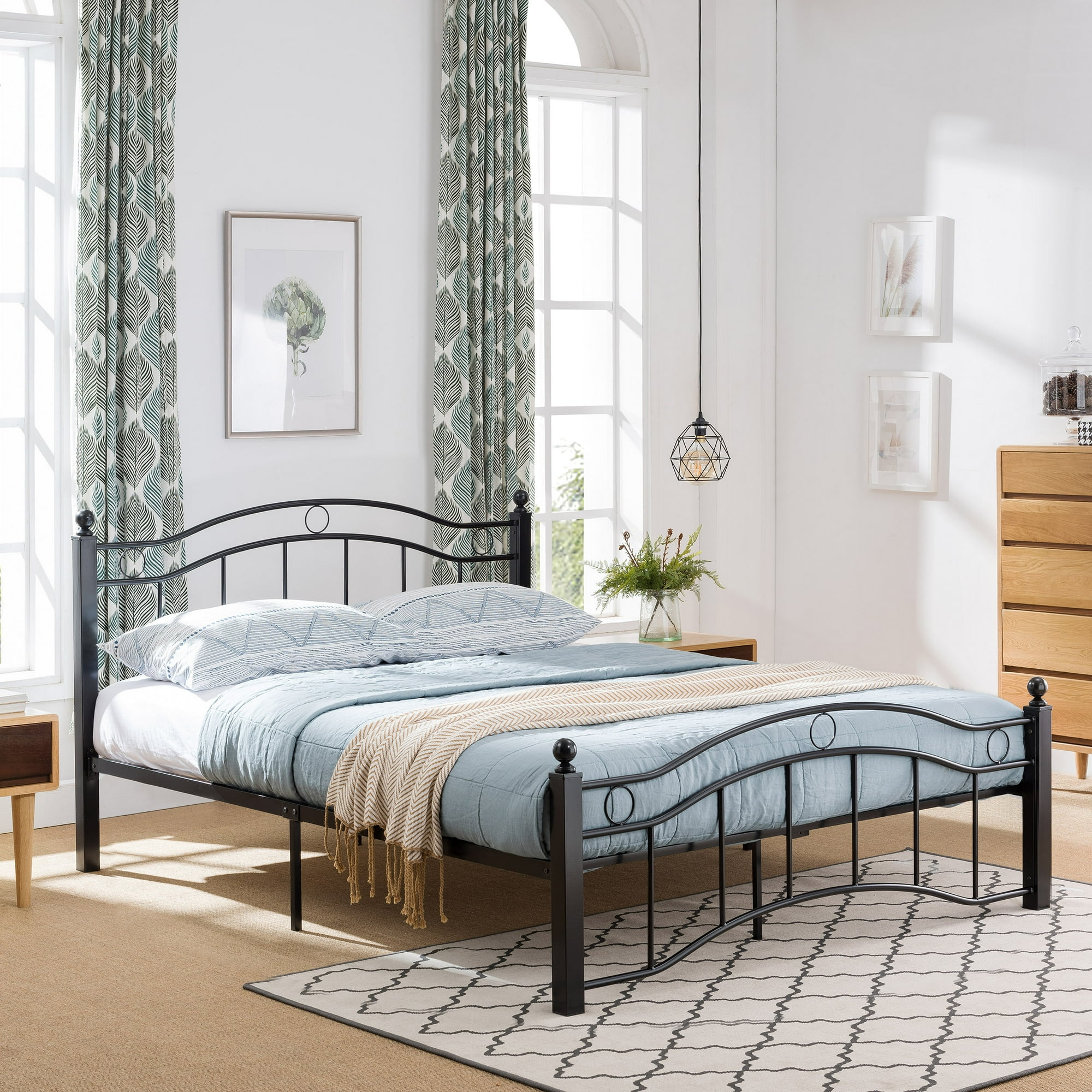Iron bed with box discount