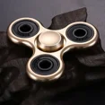 thumbnail image 1 of Fidget Spinner chapado en aleación de aluminio, aleación de Metal R188, proceso de dibujo de rodamiento silencioso, Spinner manual para aliviar el estrés, juguetes para niños y adultos, 1 of 5