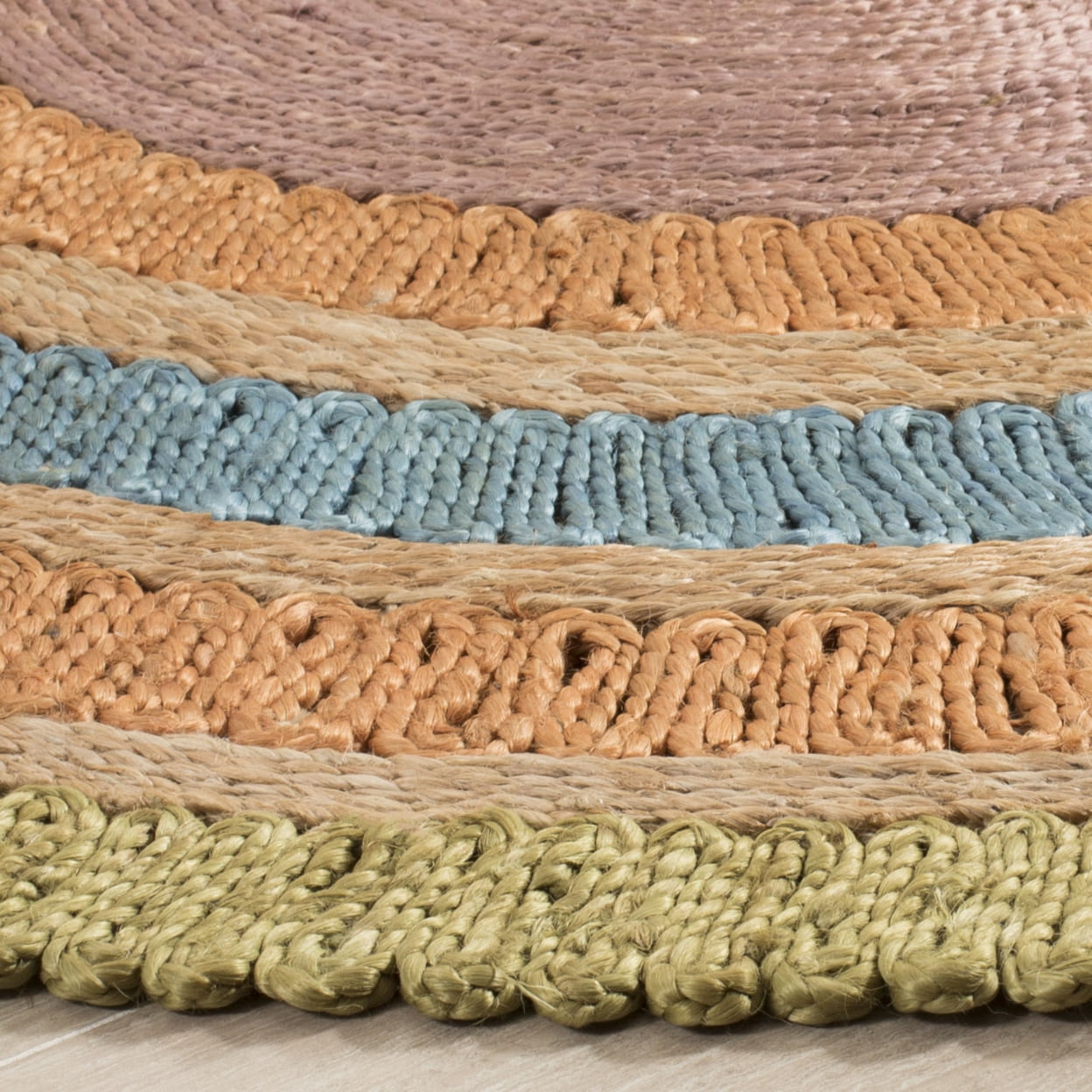 SAFAVIEH Natural Fiber Tanja Braided Jute Area Rug, Green/Multi, 5' x 5' Round
